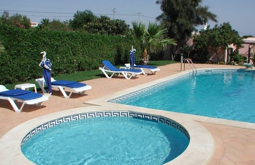 Odiaxere Apartamento | Apartamento en una hermosa parcela con piscina cerca del mar