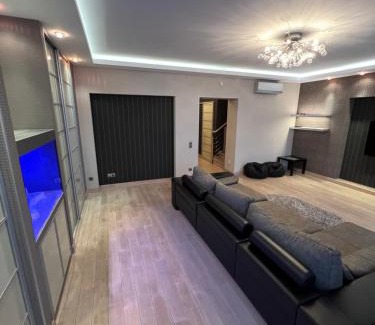 Halyts'kyi district Apartamento | Apartment on Arkhipenka with Panorama View