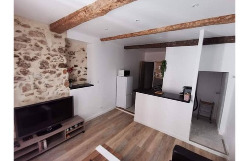 Nans-les-Pins Casa | Apartment on Chemin des ROYS
