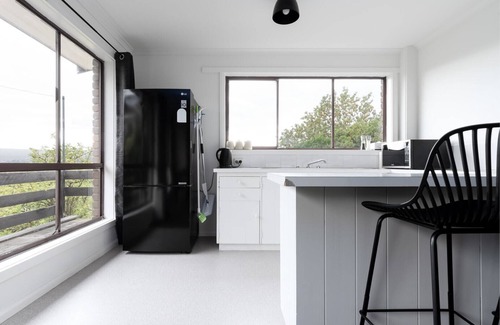 East Launceston Apartamento | Apartment on High with Parking & Wi-Fi