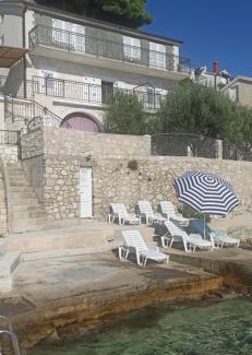 Celina Apartamento | Apartment on the beach