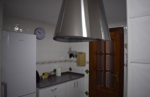 La Malagueta Apartamento | Piso en primera línea de playa con vistas al mar de Alborán, en la Malagueta