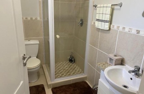Marina Martinique Apartamento | Apartment on the Canal Jeffreys Bay