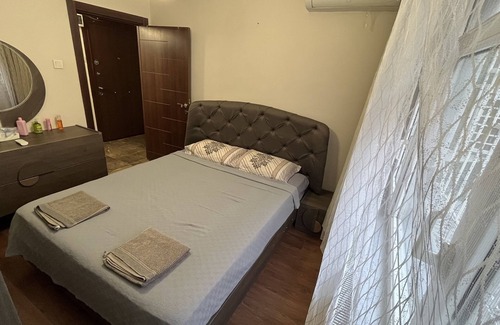 Gaziosmanpasa Apartamento | Apartment on the main street, in the middle of a lively neighborhood