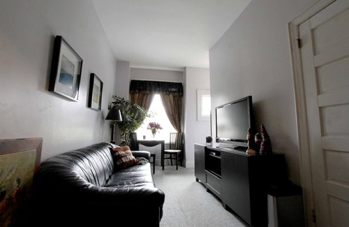 Zelienople Apartamento | Apartment on the Park