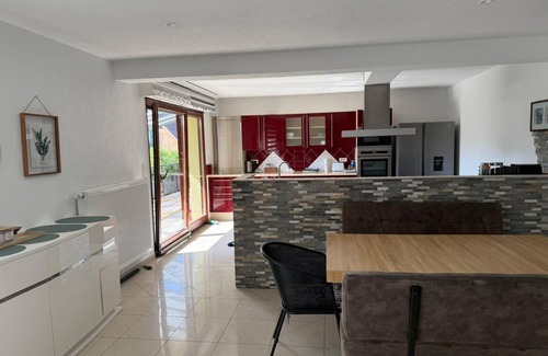 Beblenheim Apartamento | Apartment on the road and close to Christmas markets