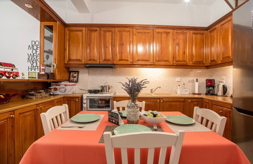 Aperathos Apartamento | Apartamento 'On the road house' con vistas a la montaña, balcón y Wi-Fi