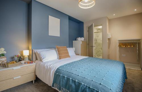 Plymouth Apartamento | Apartment One - King Bed - Free Private Parking - by Ocean City Retreats