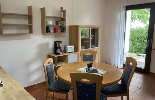 Overath Apartamento | Apartamento 'Oreste' con terraza privada, jardín privado y Wi-Fi