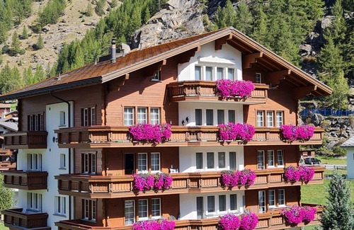 Saas Grund Apartamento | Apartamento Orion by Interhome