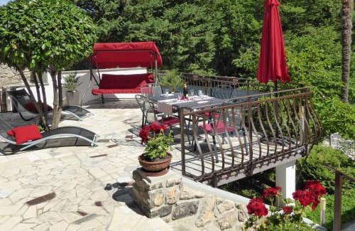 Medveja Apartamento | Apartment Oscha by Interhome