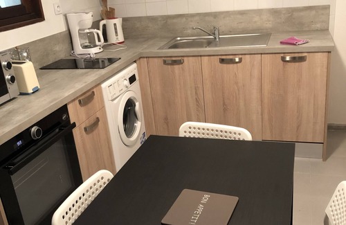 La Roche-sur-Yon Apartamento | Apartment overlooking garden with terrace