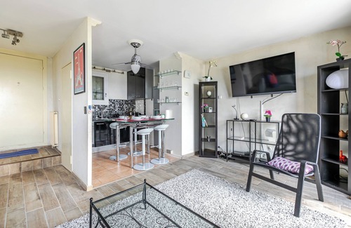 Noisy-le-Grand Apartamento | Apartment overlooking the Eiffel Tower between Paris and Disneyland