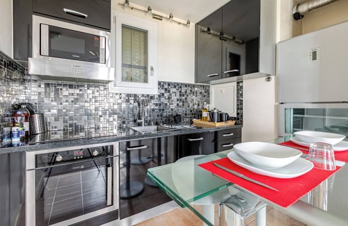 Noisy-le-Grand Apartamento | Apartment overlooking the Eiffel Tower between Paris and Disneyland