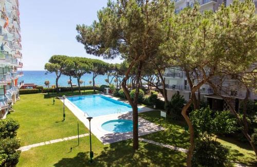 Blanes Apartamento | Apartment Palmeras by Interhome