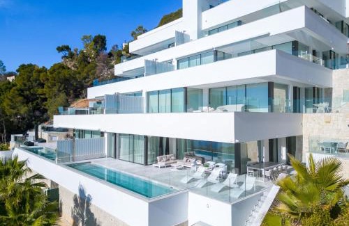 Pueblo Mascarat Apartamento | Apartment Panorama Bay by Interhome