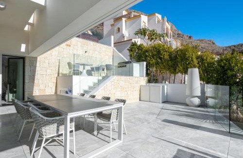 Pueblo Mascarat Apartamento | Apartment Panorama Bay by Interhome