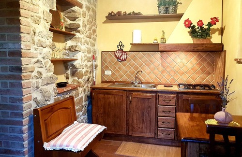 Pieve al Bagnoro Apartamento | Apartamento Papaveri, super vista, piscina con hidromasaje, wi-fi, relax.
