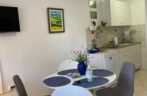Milcetici Apartamento | Apartments Pape / Apartment Pape 1