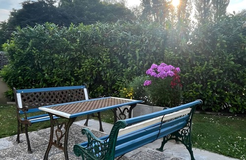 Volkach Apartamento | Apartamento 'Pappelblick' con terraza privada, jardín privado y Wi-Fi