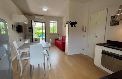 Crociale Apartamento | Apartamento Paradise Home' con piscina, aire acondicionado y Wi-Fi