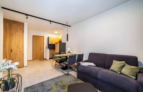Lagundo Apartamento | Apartamento 'Pauli 4' con vistas a la montaña, jardín compartido y Wi-Fi