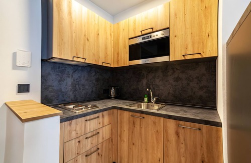 Lagundo Apartamento | Apartamento 'Pauli 4' con vistas a la montaña, jardín compartido y Wi-Fi