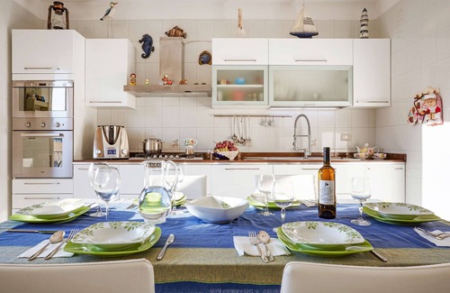 Pozzallo Apartamento | Apartamento "Pegaso House" con vistas al mar, Wi-Fi y terraza