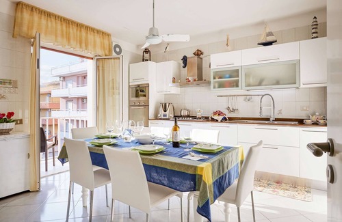 Pozzallo Apartamento | Apartamento "Pegaso House" con vistas al mar, Wi-Fi y terraza
