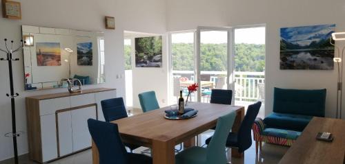 Vrboska Apartamento | Apartment Penthouse by the sea