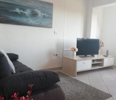 Dugi Rat Apartamento | Apartment Petra