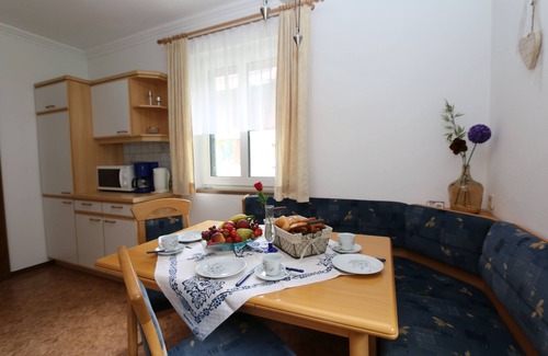 Viehhofen Apartamento | "Apartamento Pinzgau" con terraza y acceso directo al jardín para 4-5 personas.