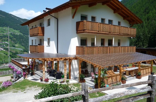Martello Apartamento | Apartamento 'Pirchahof Dorfblick' con vistas a la montaña, terraza compartida y wifi