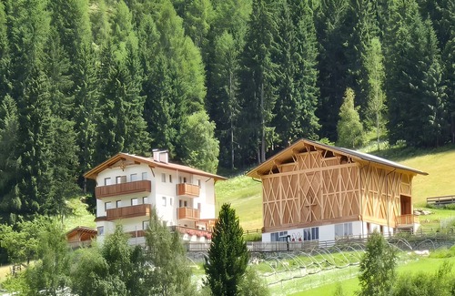 Martello Apartamento | Apartamento 'Pirchahof Waldruhe' con vistas a la montaña, terraza compartida y Wi-Fi