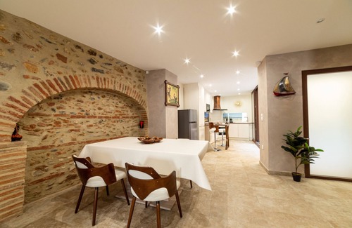 Rivesaltes Apartamento | Apartamento 'Plaisir Des Pierres' con terraza privada y Wi-Fi