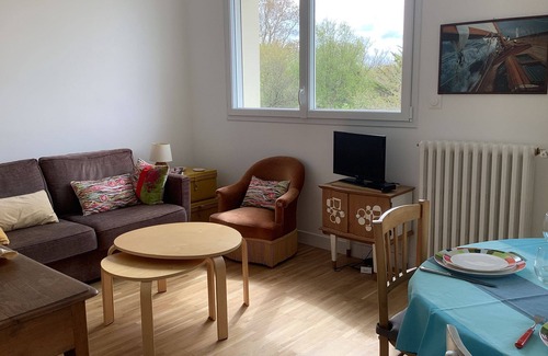 Etel Apartamento | Apartment playita M&Y. Cosy, 3-minute walk from port and ria d'Etel.