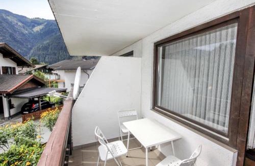 Maishofen Apartamento | Apartment Point-1 by Interhome
