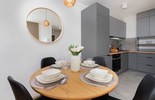 Wzgorze Swietego Maksymiliana Apartamento | Apartment Polanka Redlowska by Renters
