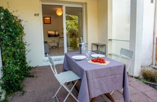 La Bernerie-en-Retz Apartamento | Apartment Port Saint-Jacques by Interhome