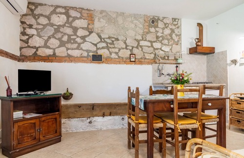 Grosseto Apartamento | Apartamento 'Portico' con terraza privada, Wi-Fi y aire acondicionado