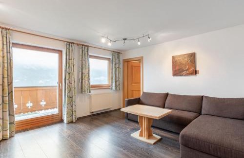 Bramberg am Wildkogel Apartamento | Apartment Prieslern-1 by Interhome
