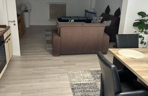 Geilenkirchen Apartamento | Apartamento 'Princesa' con jardín compartido y Wi-Fi