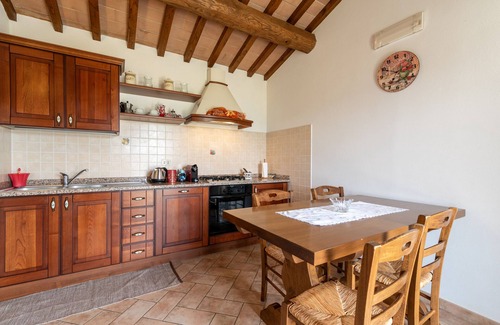 Lisciano Niccone Otro | Apartamento "Pugnano Alto - Tartufo" con piscina compartida y Wi-Fi