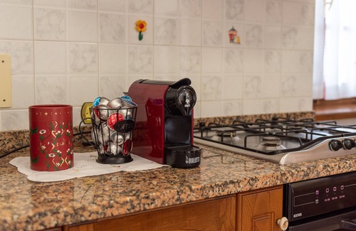 Lisciano Niccone Otro | Apartamento 'Pugnano Alto - Porcino' con piscina compartida, terraza privada y Wi-Fi