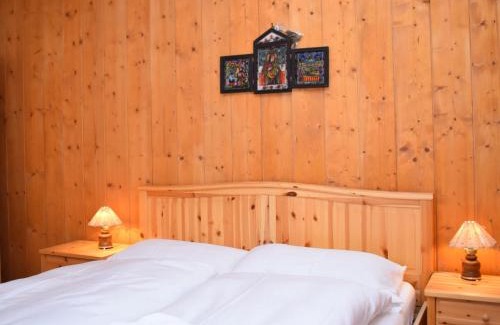 Airolo Apartamento | Apartment Rüthanet by Interhome