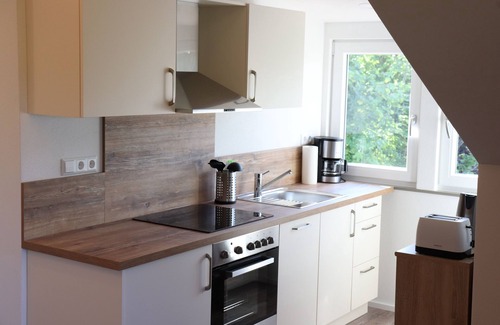 Lindau Apartamento | Apartment 'Red' with Shared Garden, Balcony and Wi-Fi