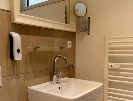 Sudrandweg Apartamento | Apartment Regina am schönen Möhnesee