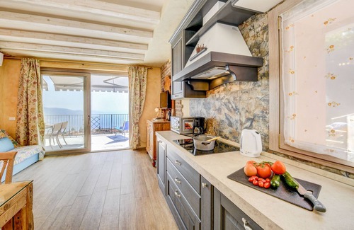 Gardola Apartamento | Apartment Regina with lake view