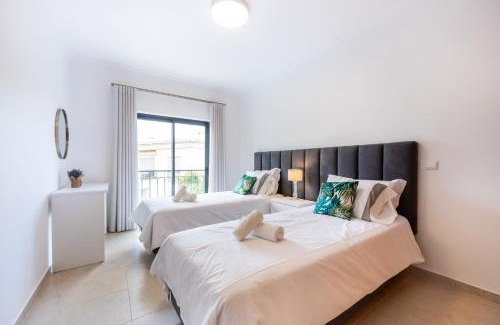 Porto de Mos Apartamento | Apartment República