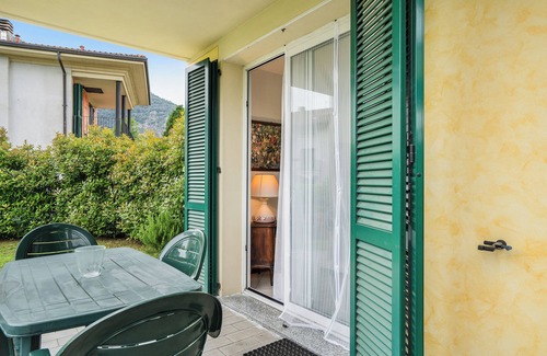 Feriolo Apartamento | Apartamento Residence Camelie - Mazzini 2 con vistas a la montaña, jardín y Wi-Fi